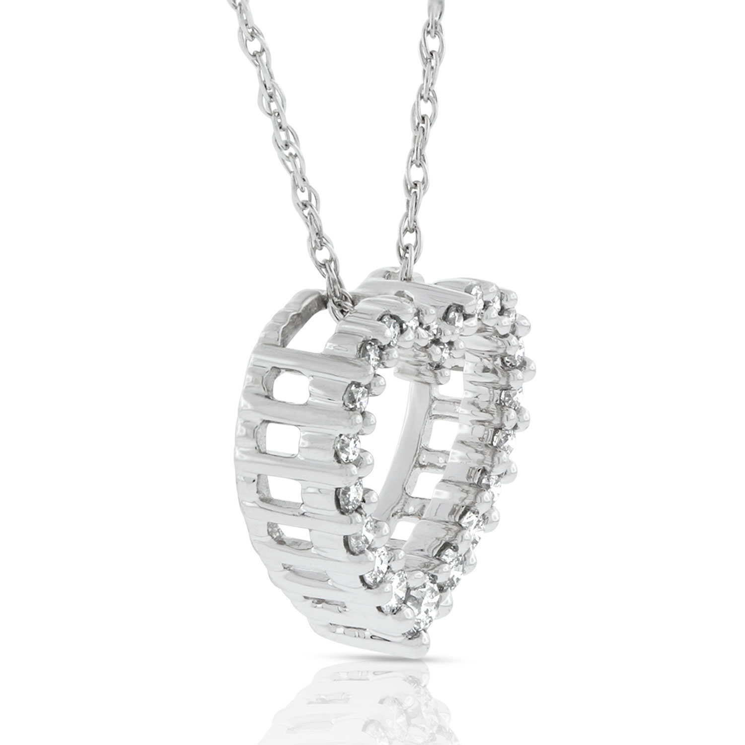 Graduated Diamond Heart Pendant 14K, 1/5 ctw.
