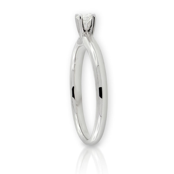 Ikuma Canadian Diamond Ring 14K, 1/7 ct.