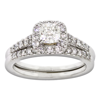 Diamond Halo Bridal Set 14K