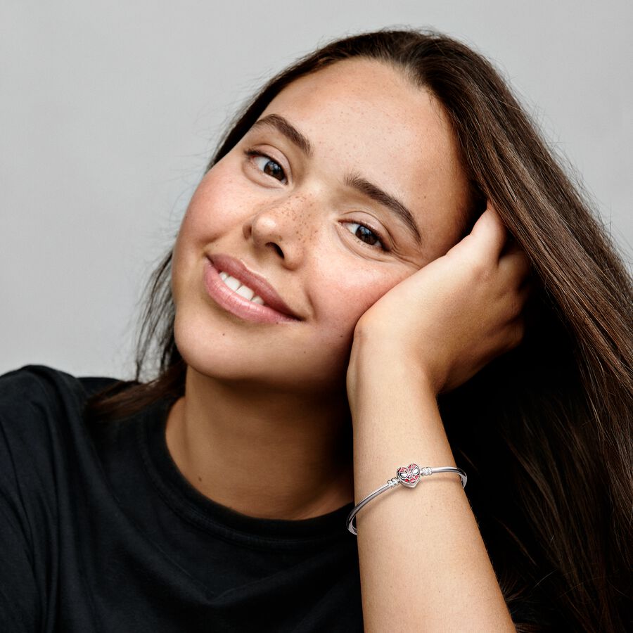 Pandora Moments Marvel Spider-Man Mask Clasp Bangle 592324C01-21