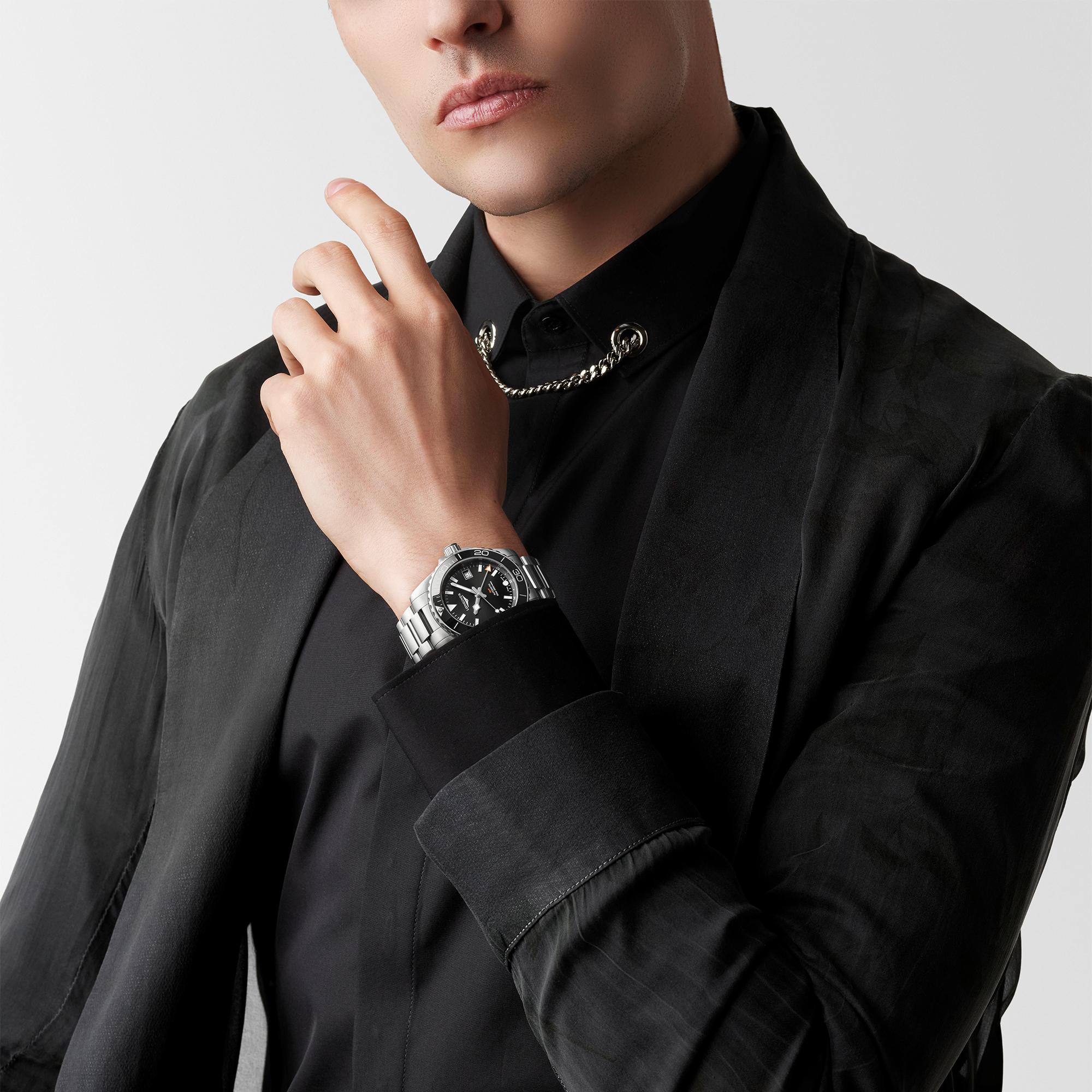 Longines HydroConquest GMT Watch Sunray Black Dial, 41mm