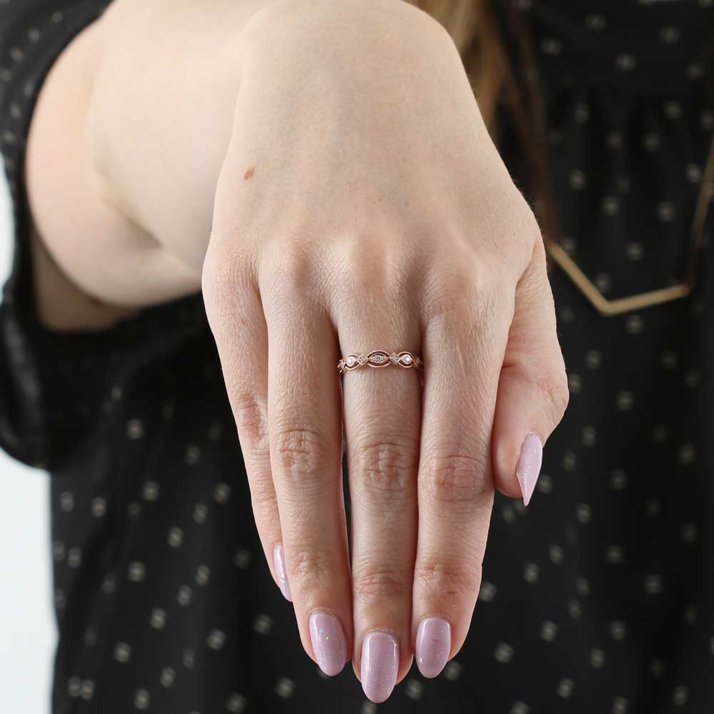 Rose Gold Scalloped Diamond Band 14K