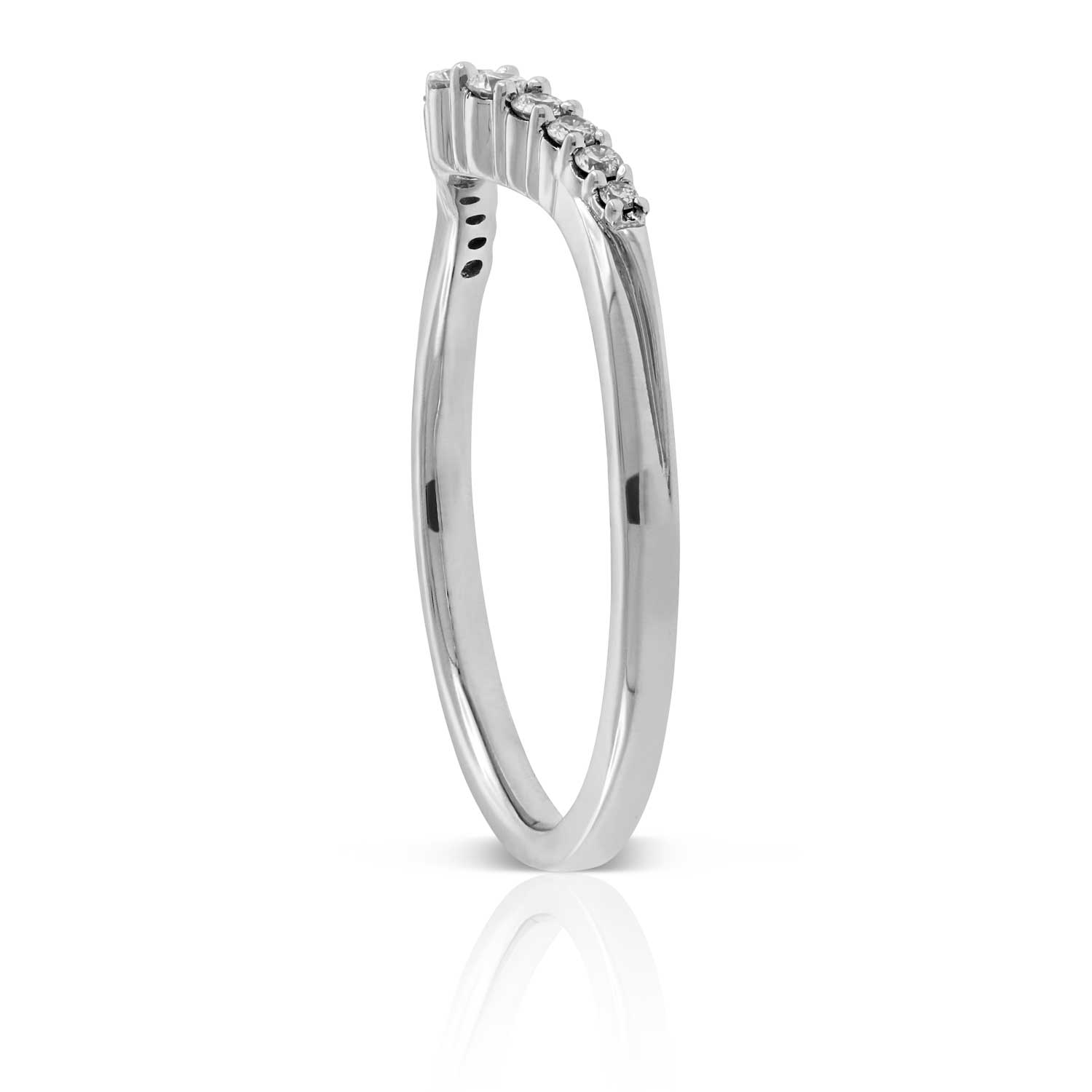 Graduated Diamond Contour Band 14K