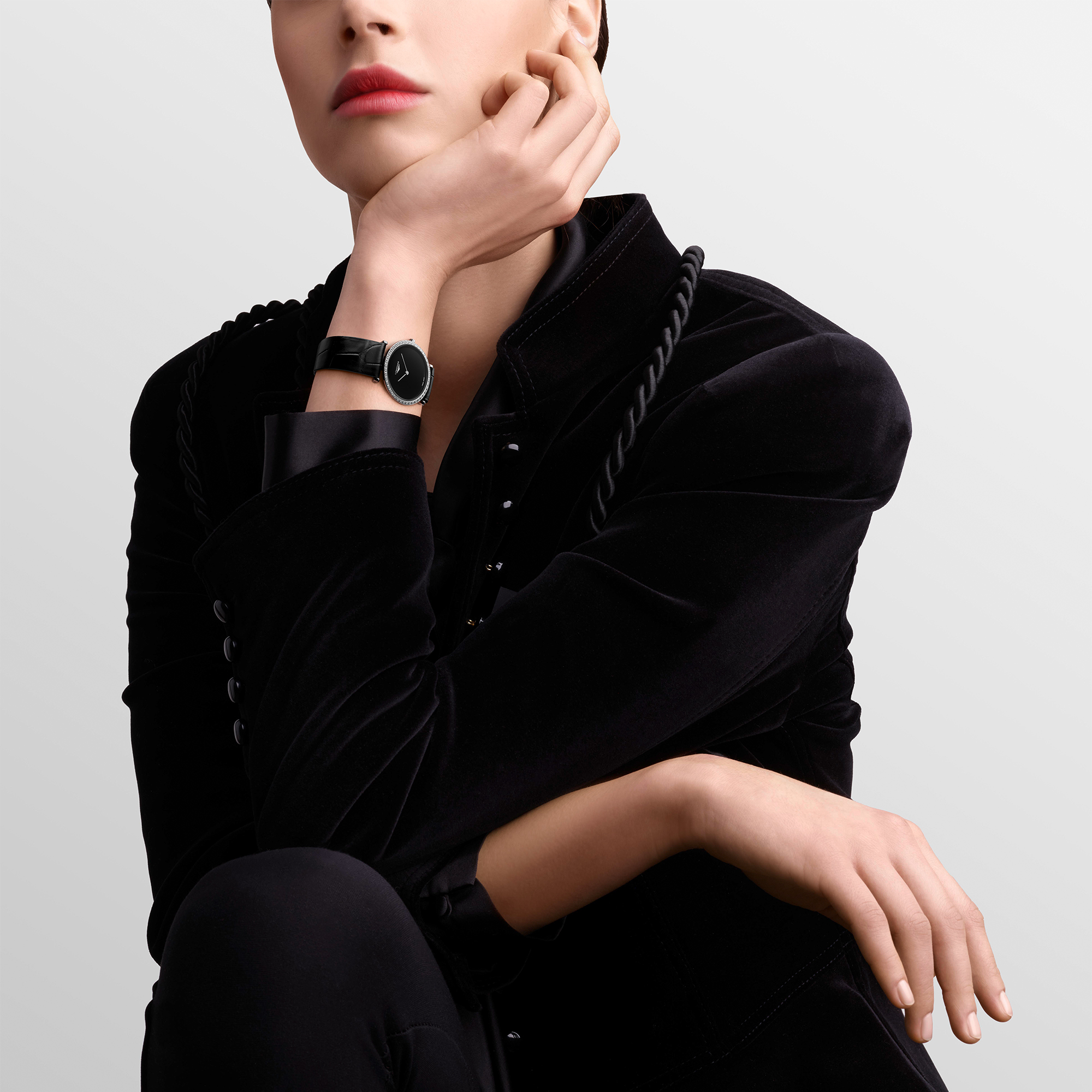 Jian 稼働品　LONGINES グランドクラシック ブラックダイヤル 新品)LONGINES ロンジン グランドクラシック プレザンス ブラック L4