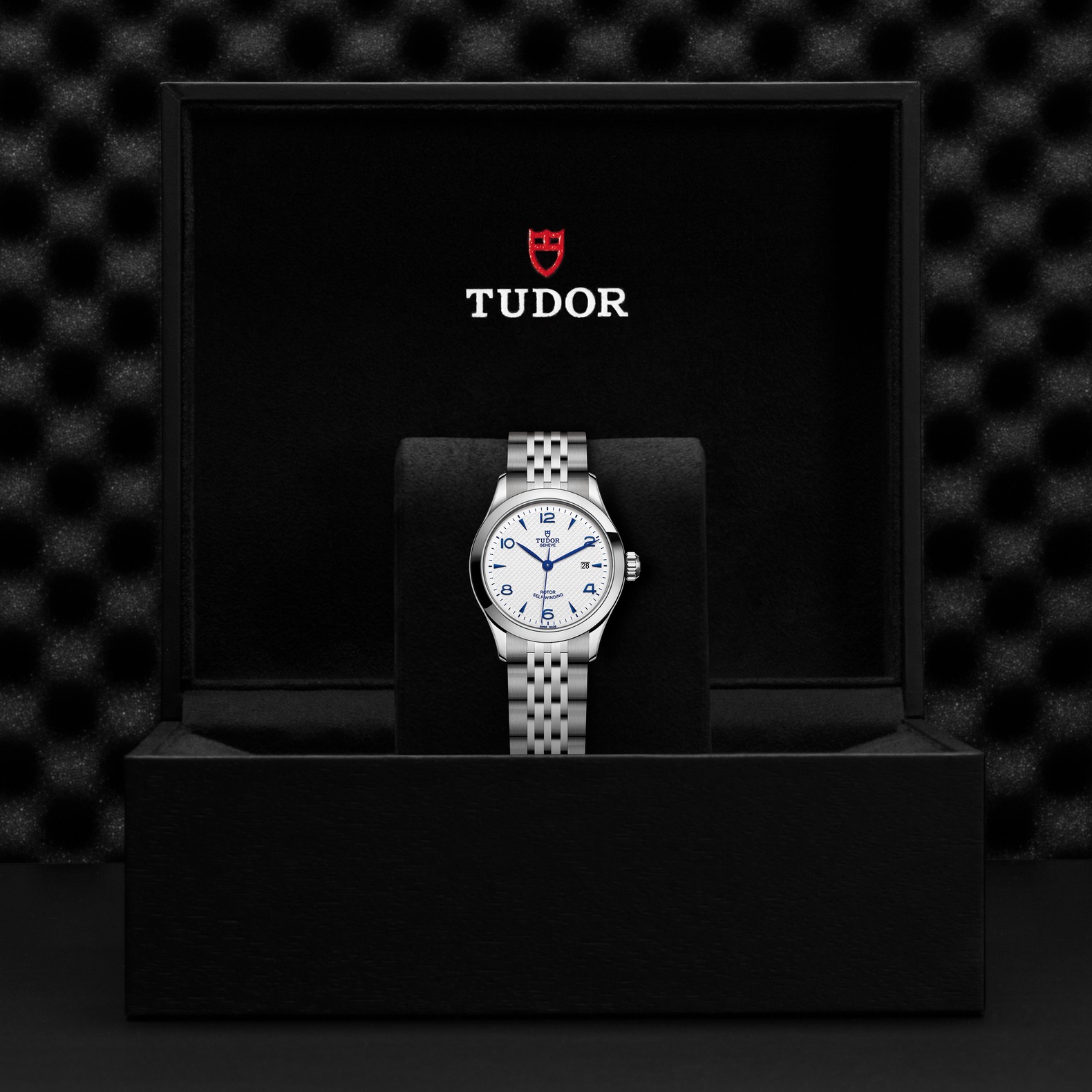TUDOR 1926 Opaline Dial Watch, 28mm