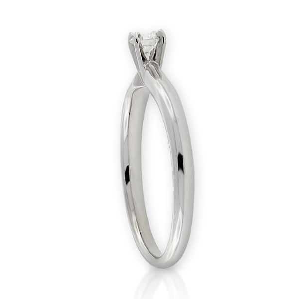 Ikuma Canadian Diamond Ring 14K, 1/7 ct.