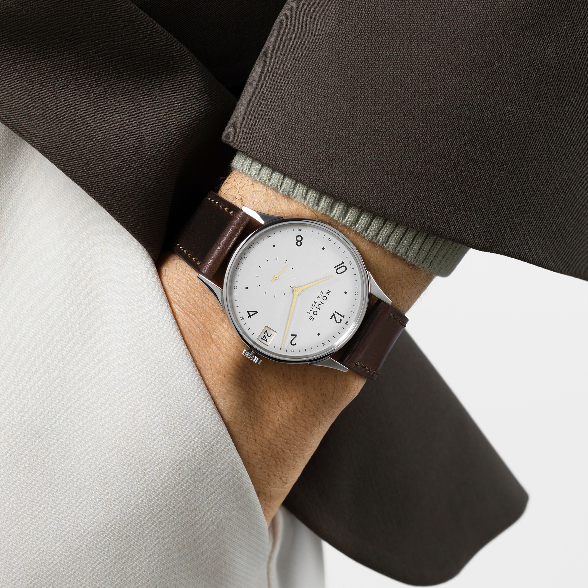 NOMOS Minimatik 39 Date Gold White Dial Watch, 39.5mm