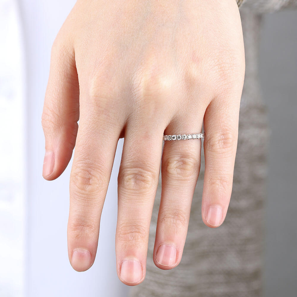 Diamond Eternity Band 14K, Size 6.5