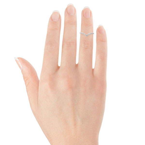 Diamond Chevron Midi Ring 14K
