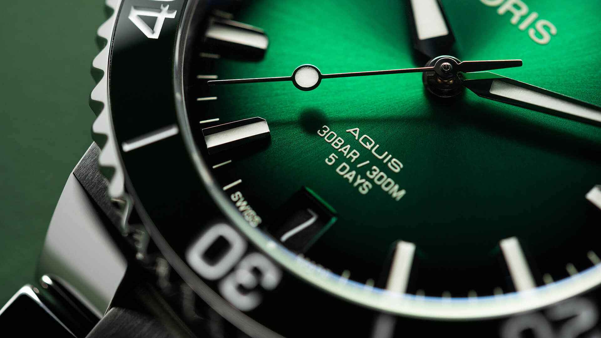Oris Aquis Calibre 400 Watch Green Dial, 41.50mm