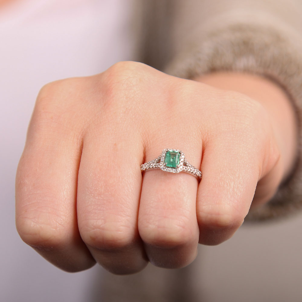 Emerald & Diamond Ring 14K