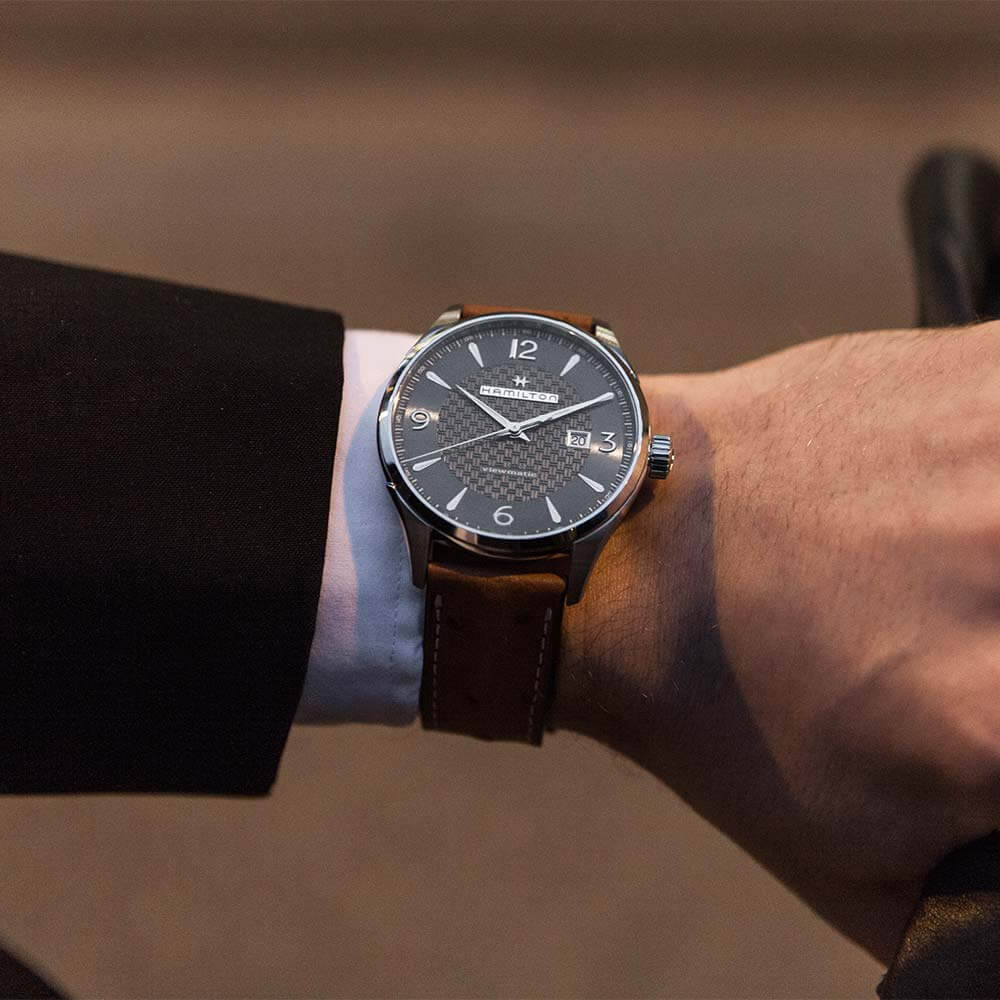 hamilton jazzmaster 44mm